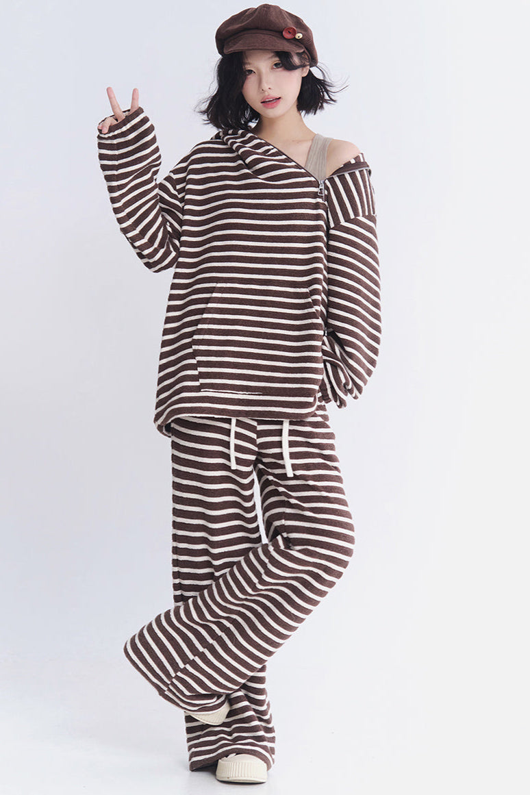 set-up Hooded and pants sweater