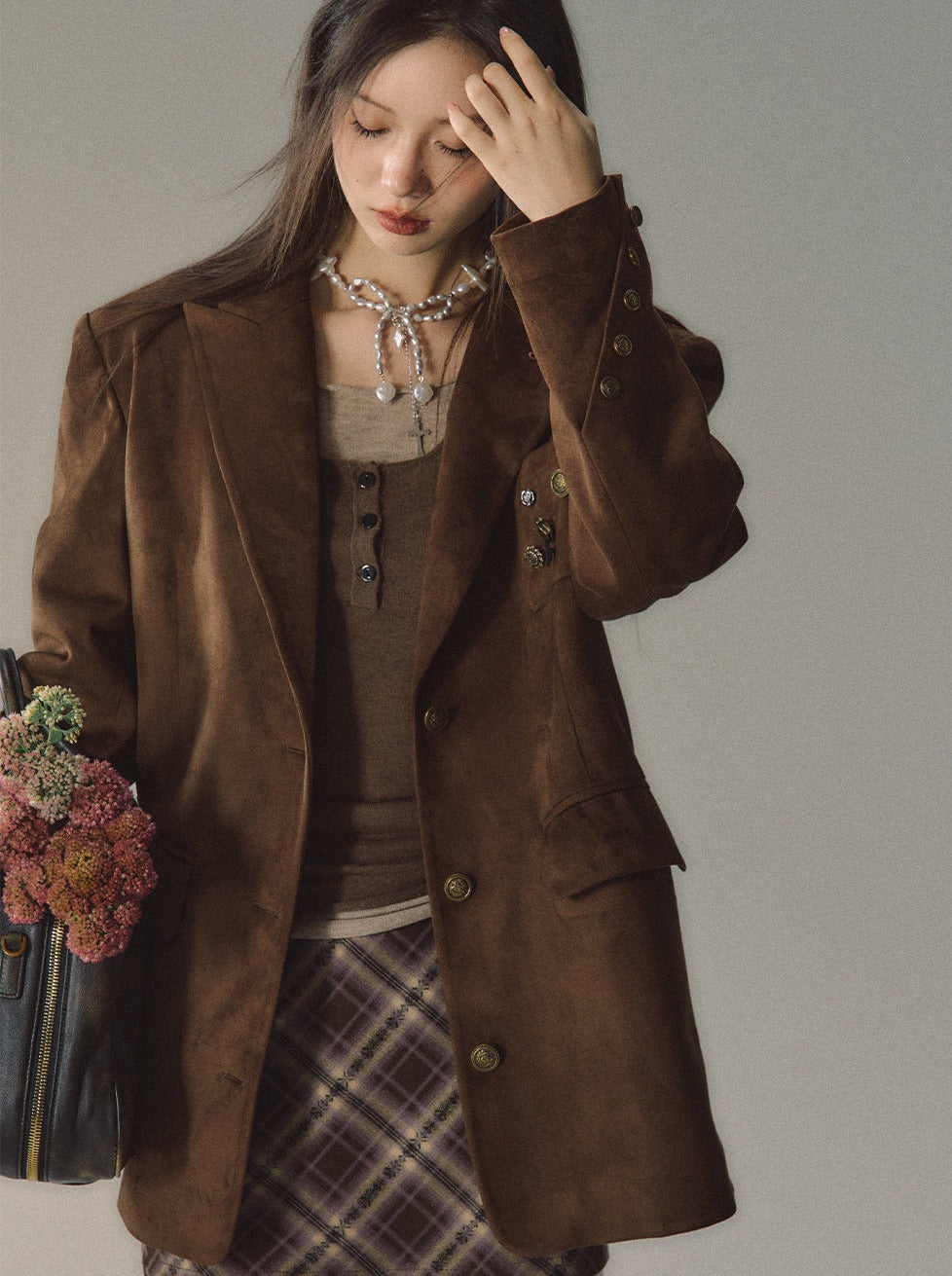 Costume en velours et veste en imitation daim