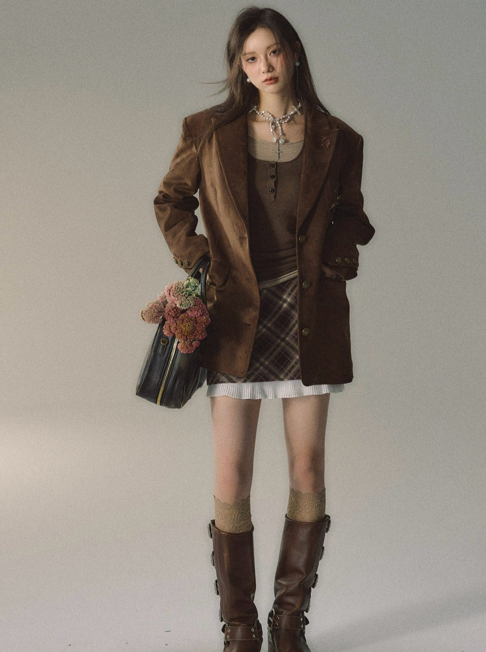 Costume en velours et veste en imitation daim