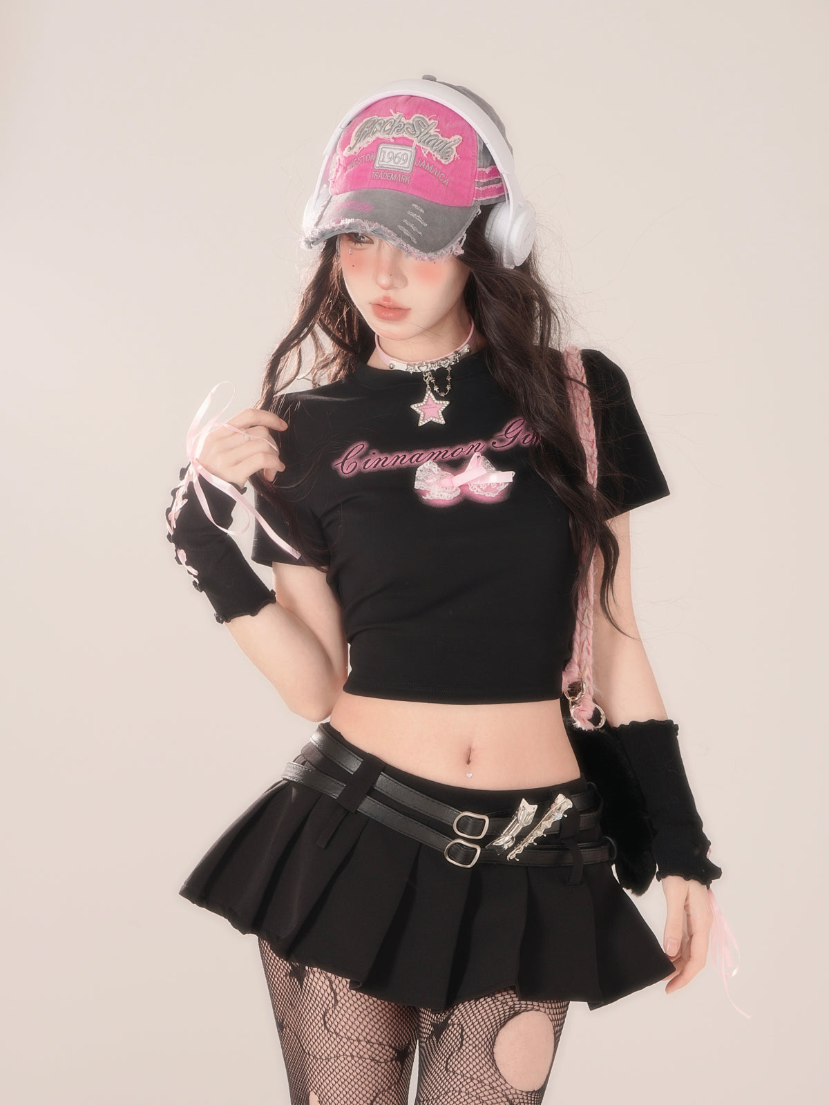 Haut court amincissant volant Love Tops noir