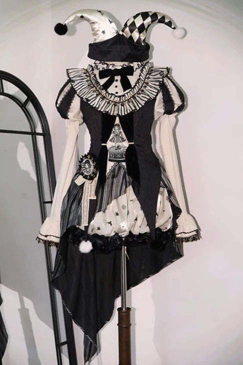 Seltsames Zirkus-Lolita-Set Pierrot Dark