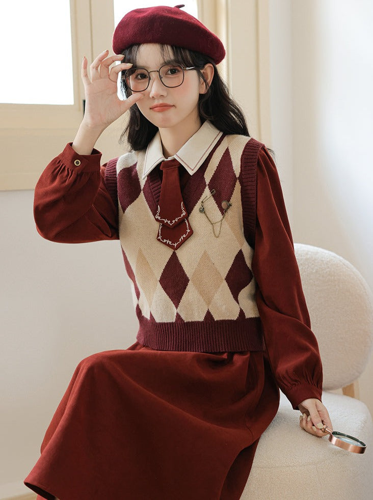 Robe design en tricot avec gilet rétro à losanges
