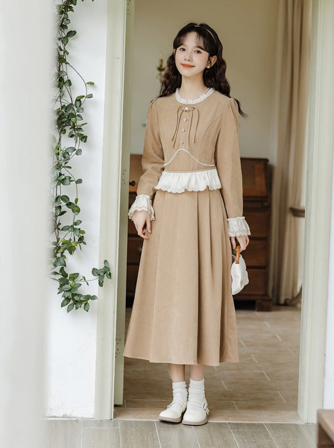 フレンチレトロスタイルのロングスカート
