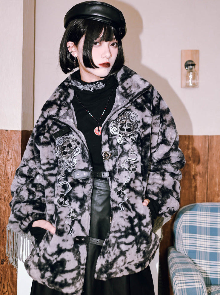 High Base Shirt mit Drachen-Print am Hals