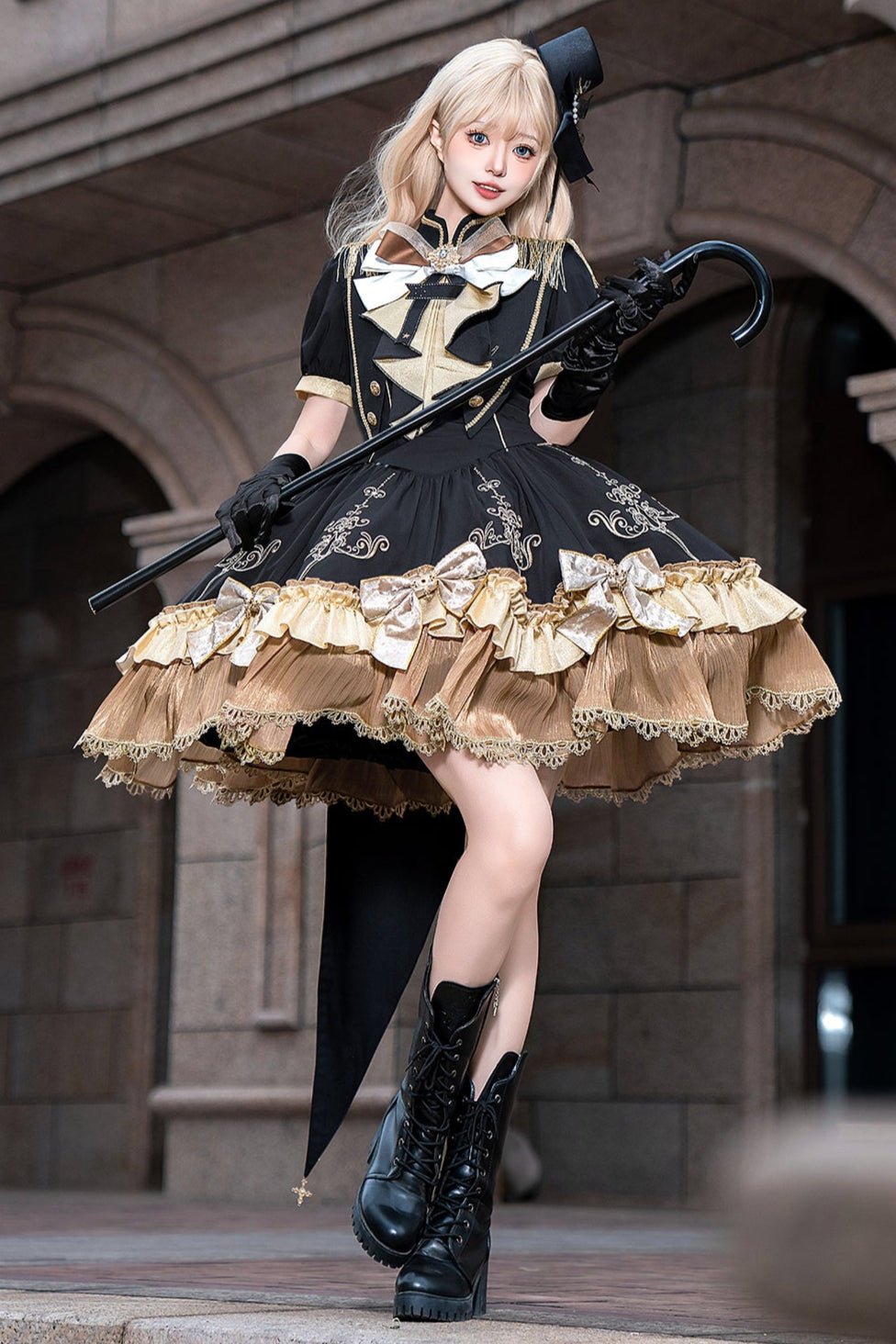 Dress + Cute Dark Shawl Lolita