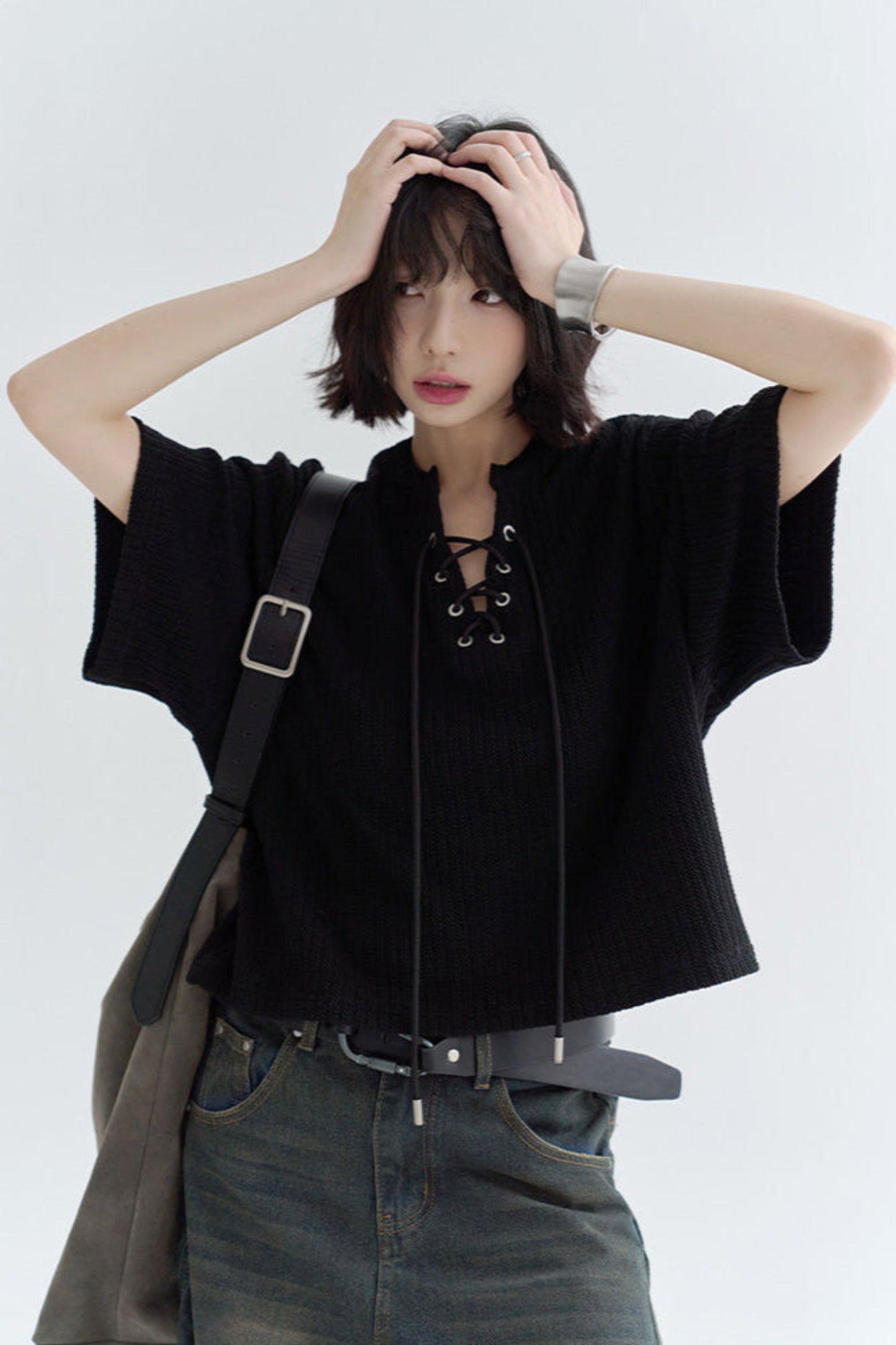 Loose Fit T-Shirt V-Neck Knit