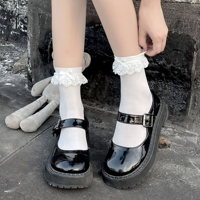 Set Trim / Tall Lace Socks