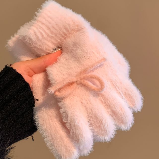 Flauschige Strickhandschuhe mit Schleife