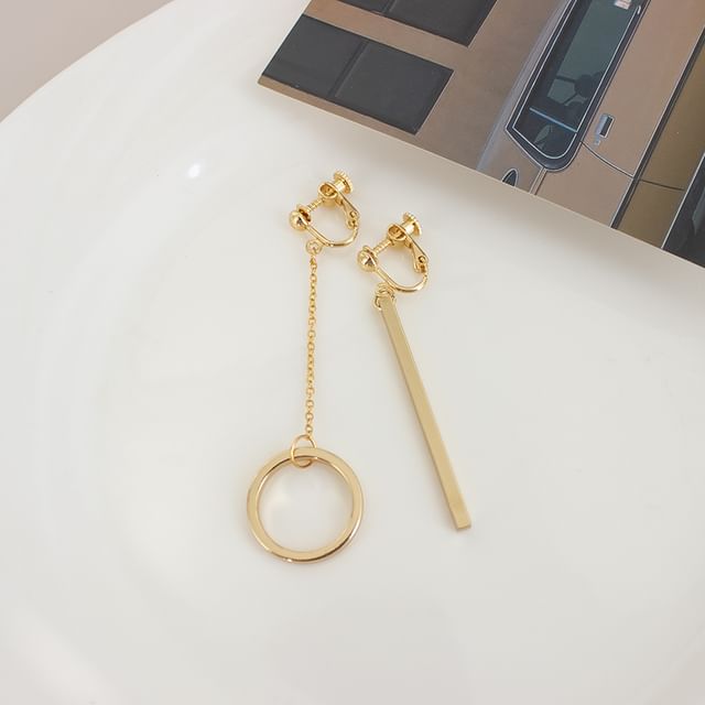 Earring / Drop On Star Clip Asymmetrical