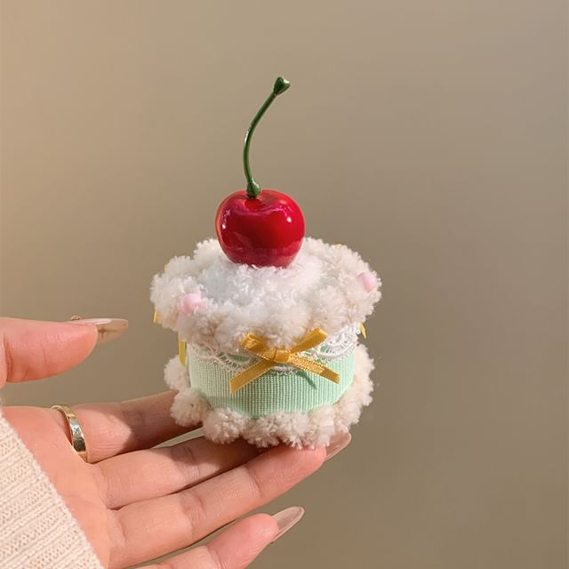 チェリーヘアクリップケーキ