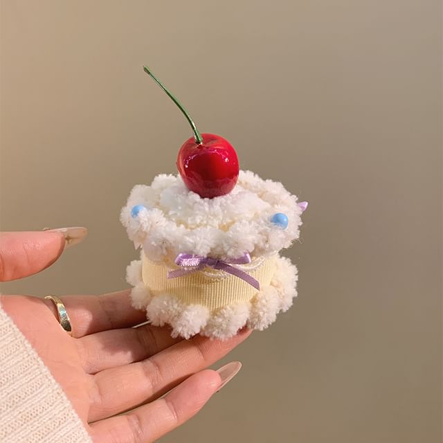 チェリーヘアクリップケーキ