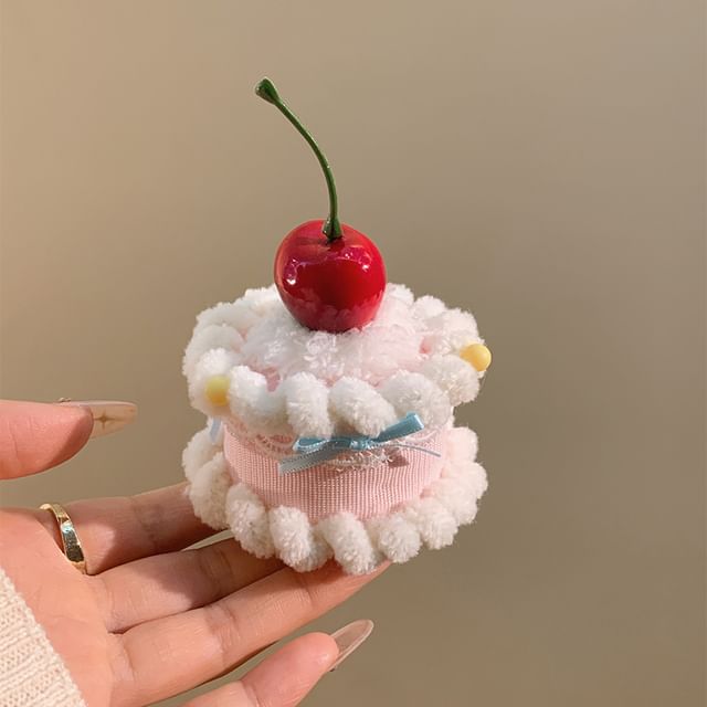 チェリーヘアクリップケーキ