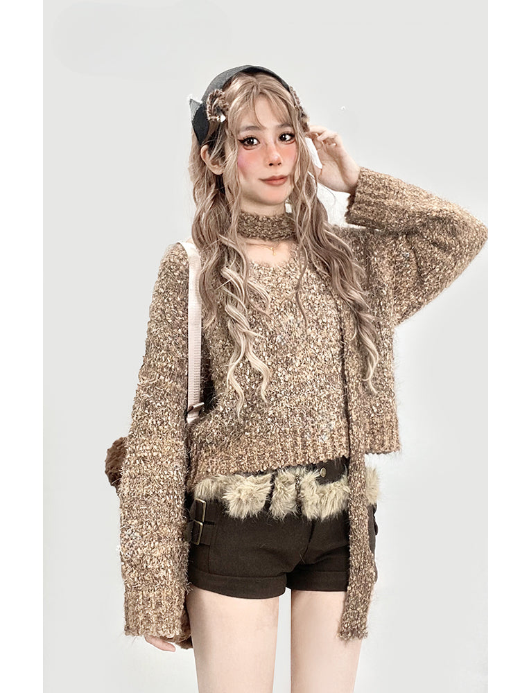 Khakifarbener Pullover mit V-Ausschnitt und Schal