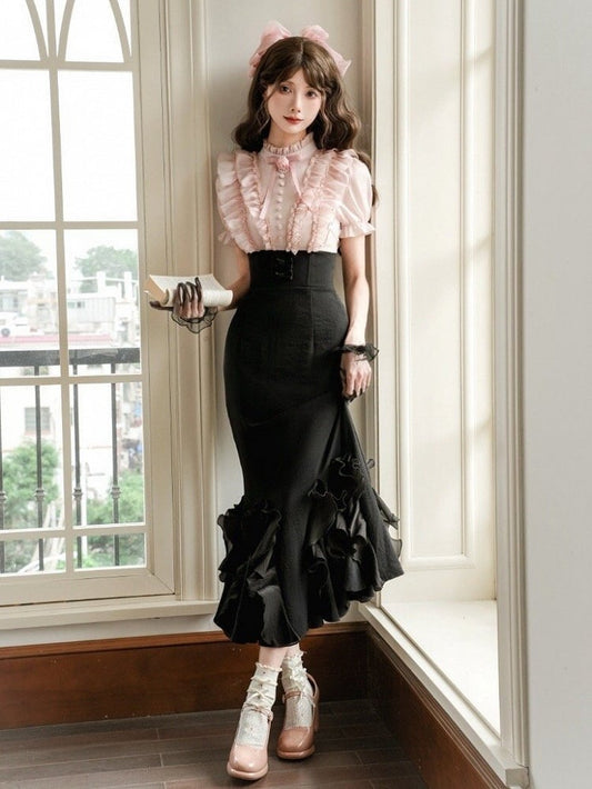 Meerjungfrau-Lolita- und Stäbchen-Design, elegantes Kleid, rosa Taillenbluse, zwei falsche schwarze Röcke