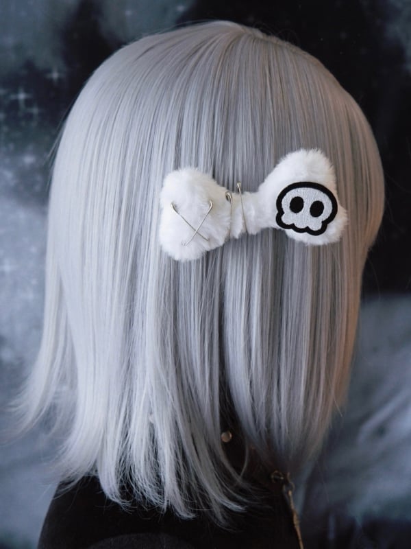 ホワイトディテールのスケルトンアップリケゴシックヘアクリップボーンピンプラッシュ