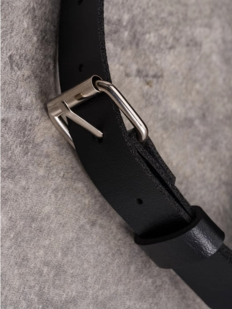 Verziertes PU-Halsband mit Applikationen und Nieten, Gothic-Krawatte, schwarzes Skelett