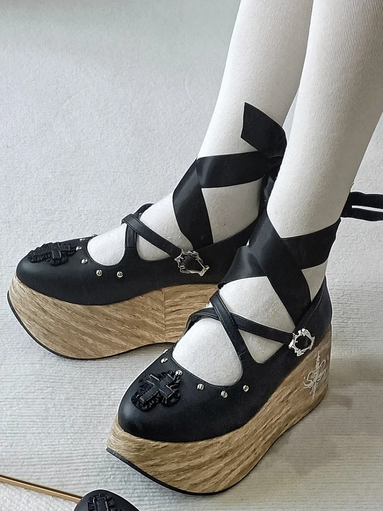 Cross Gothic Black Heel Applique 7cm and Platform Shoes with Lace-up Ankle