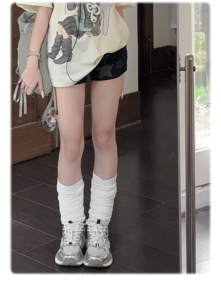 Black Low-Rise Star Studs Graffiti Print Shorts