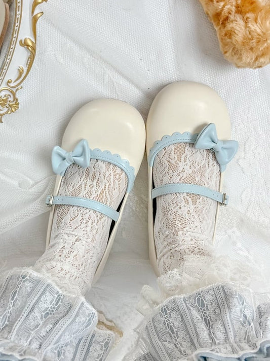 Flacher Saum, Schleife, rund – Schuhe Lolita-Zehe mit gewellter Beige-Blau
