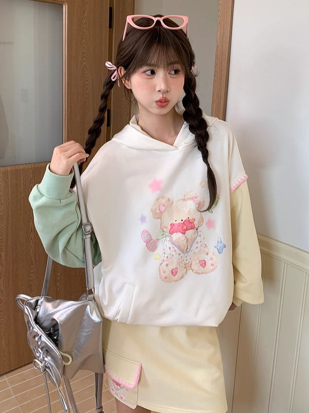 Autumn and Hem Green Yellow Colorblock Design Teddy Bear Print Drawstring Hoodie
