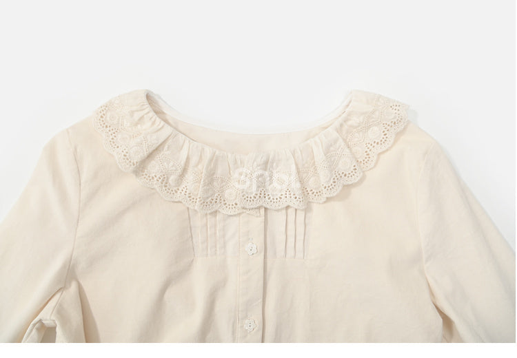 Aprikosenbluse mit Rundhalsausschnitt