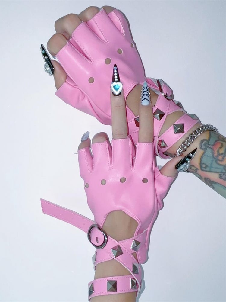 PU-Halbfingerhandschuhe mit Punk-Nieten und überkreuzten Riemen