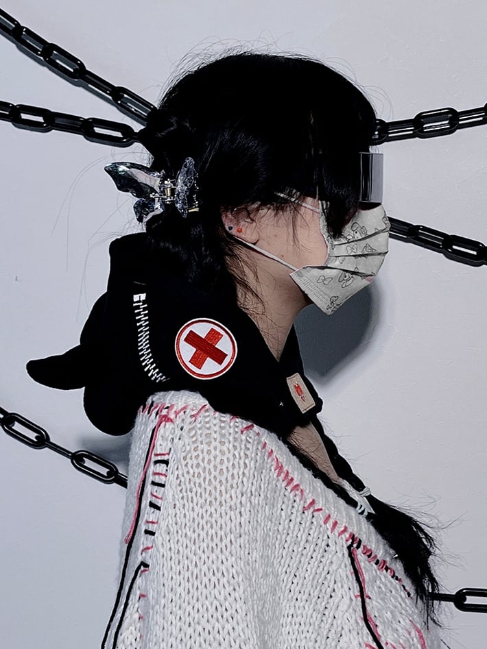 Pins und Reißverschluss Schwarz Punk Devil Horns Hut