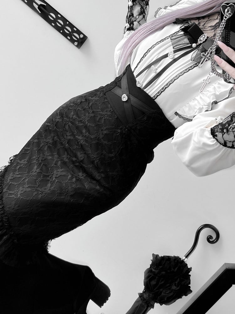Blouse with White Illusion Neckline Pleating Details Jirai Kei Bow Tie