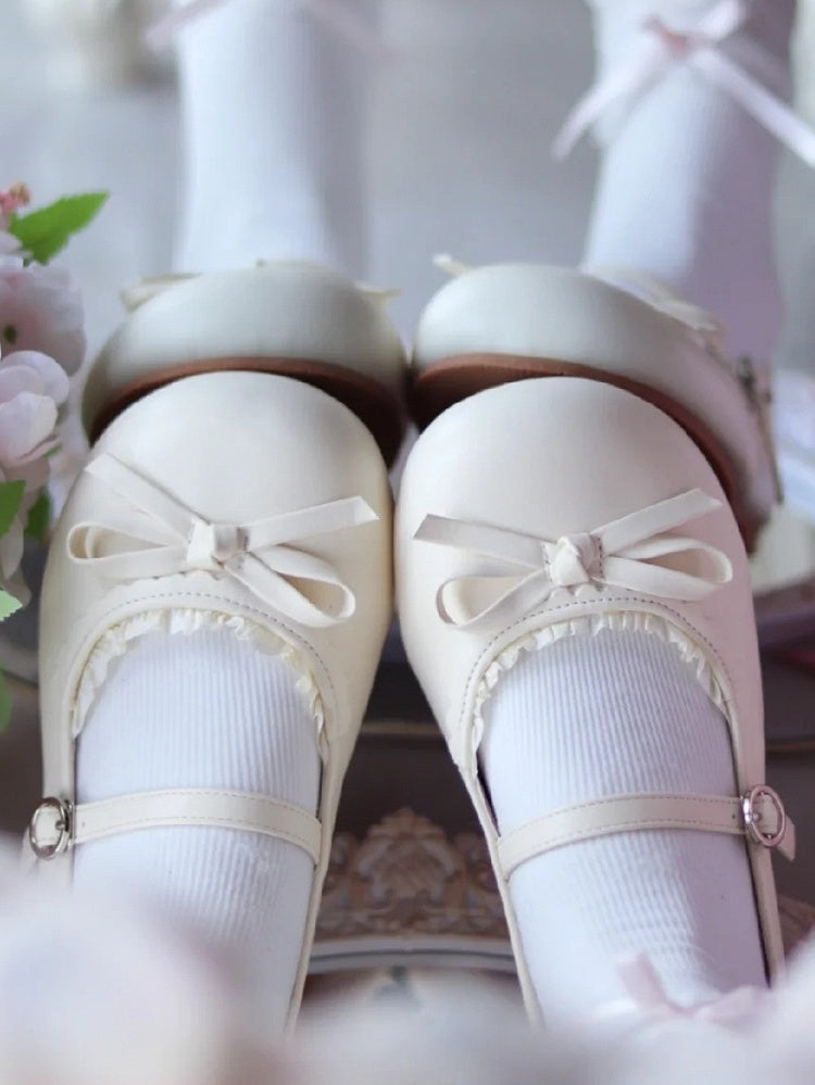 Lolita Beige mit matten Schuhen Schleife Flache runde geknotete Spitze