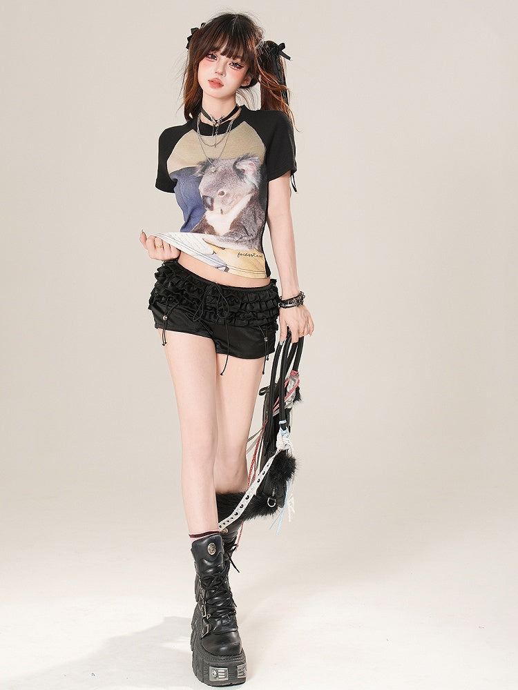 Glamorous Ruffles Trim Shorts Black/Red Bittersweet