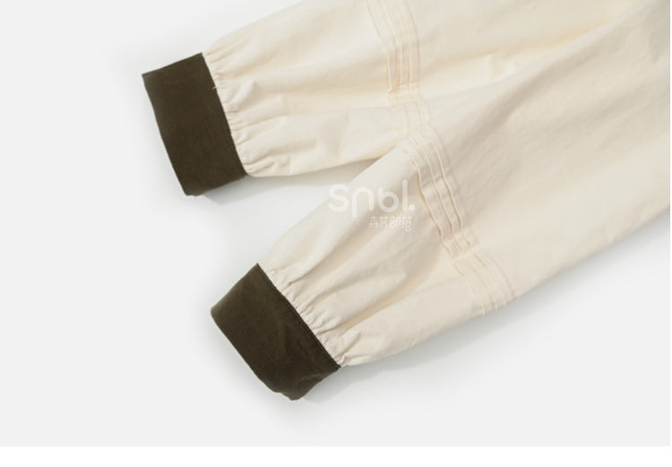 Aprikosenbluse mit Rundhalsausschnitt