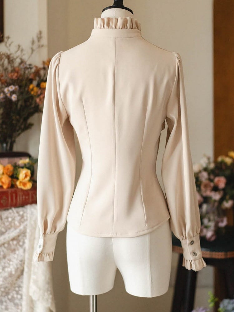 Aprikosenfarbenes, elegantes Langarmhemd mit Rüschenkragen und abnehmbarer Schleife/Jabot-Krawatte