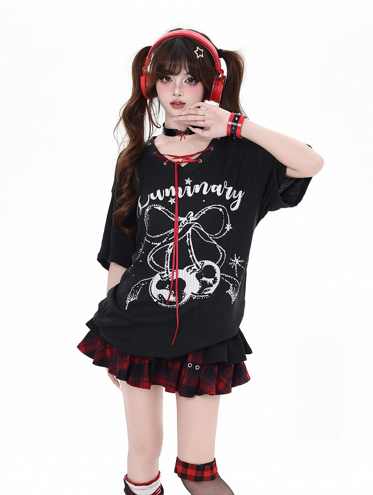 Print T-Shirt with V-Neck Lace-up Neckline Black/White Cherry Detail