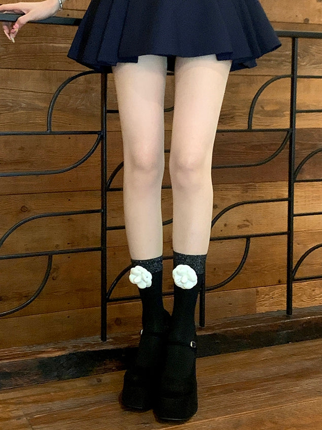 Detachable Calf Camellia White/Black Socks Decorative