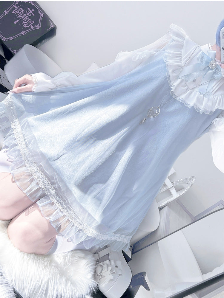 Robe Jirai Kei bleu clair à manches longues et bordures en dentelle style mines terrestres