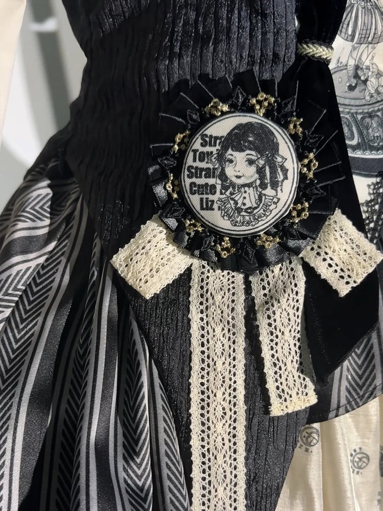 Full Lolita Circus Sleeves Black Set- Vibes Sweet and Puff White