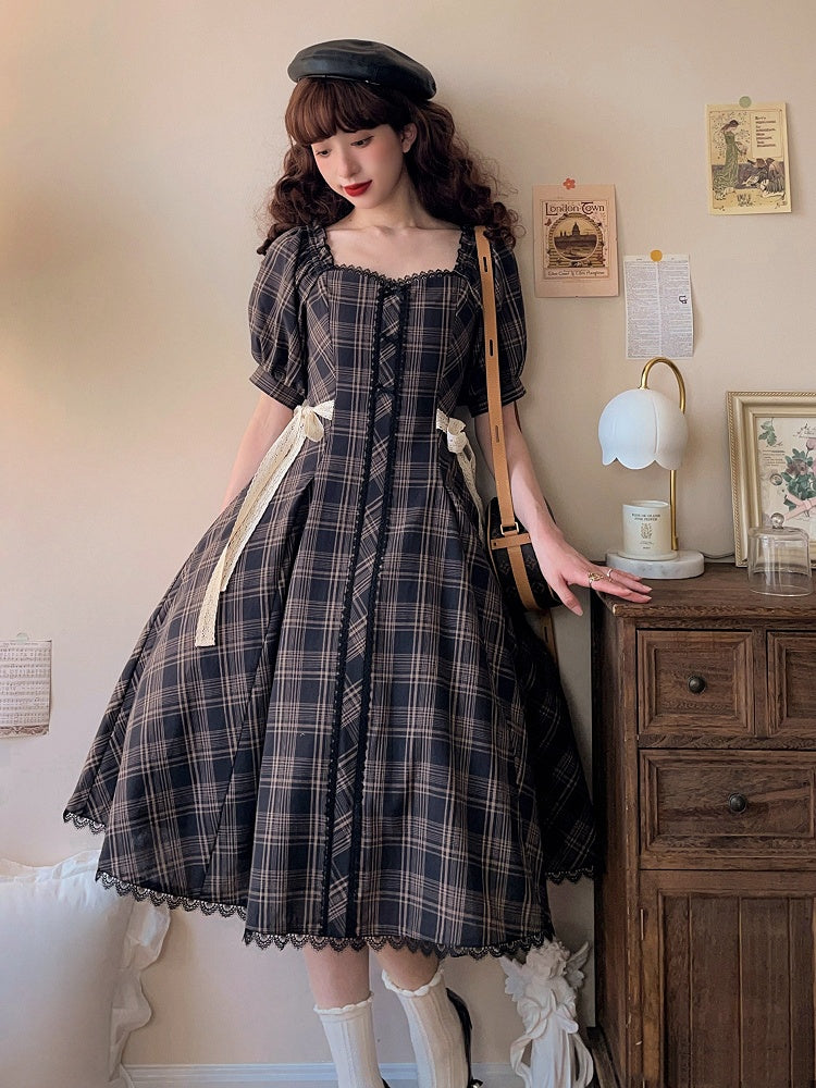 Schwarzes Kleid Fit Muster Schlanke Taille Plaid Kurze Ärmel Lolita