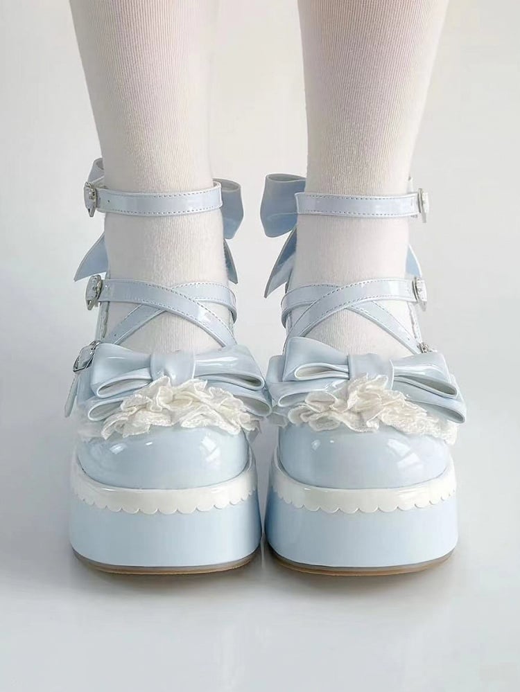 Blauer Lolita-Stufensaum – mit gewellter Schuhspitze