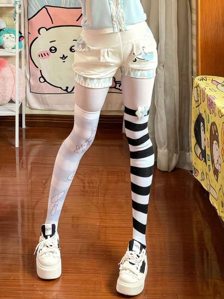 White Pattern Note Miusic Shorts Print Diamond