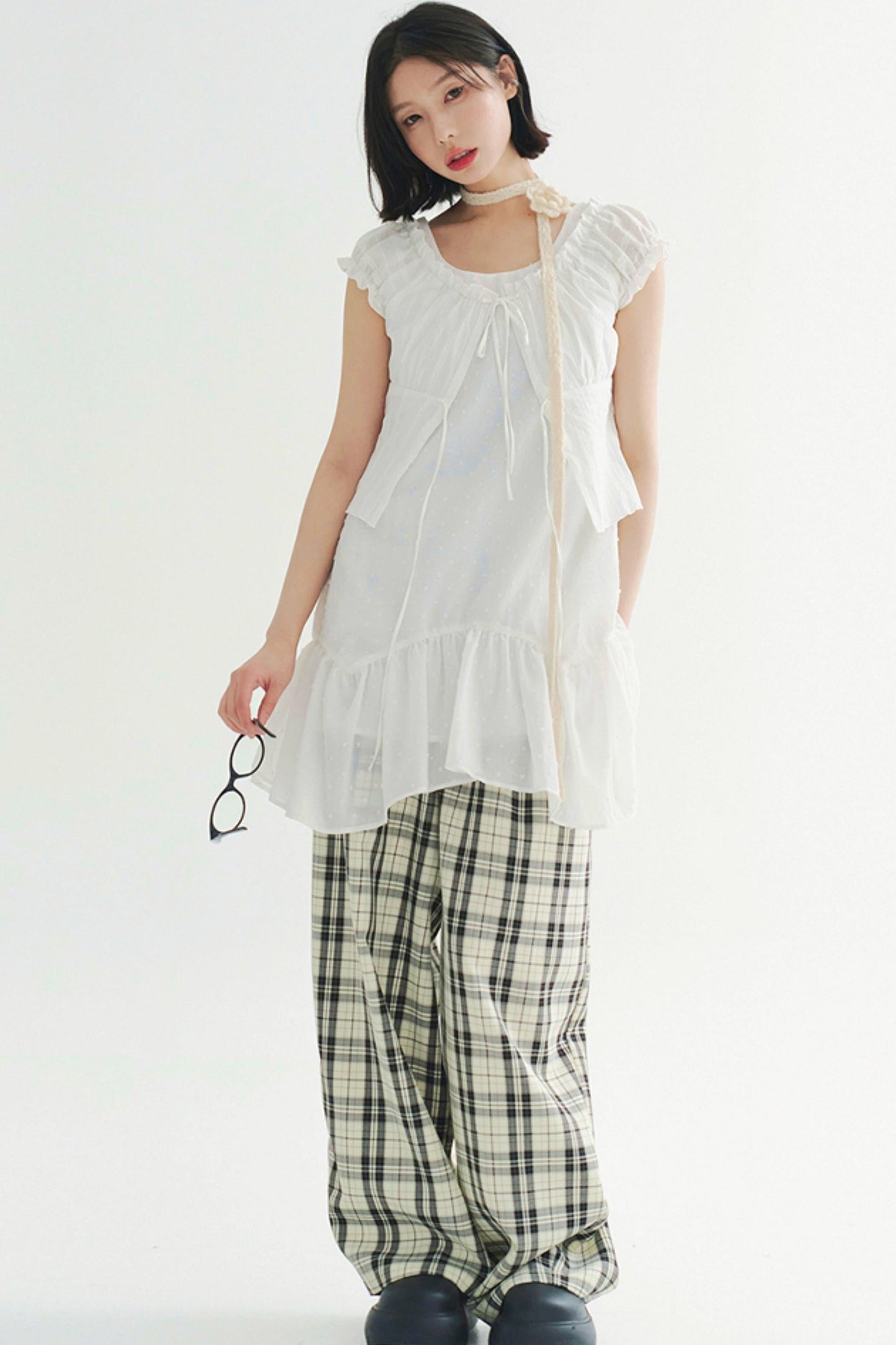 Lace-up top off-the-shoulder