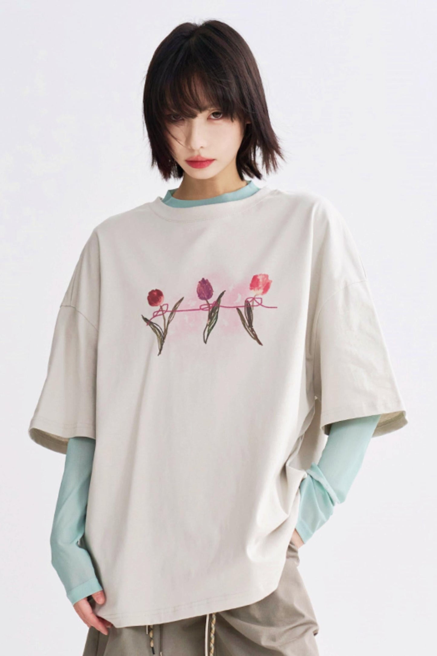 Minimalist Print T-Shirt Tulip