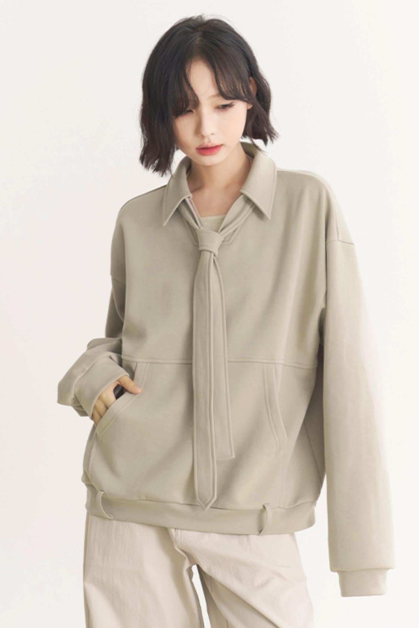 Museum Casual V-Neck Women's 2025 Collection Spring Gravity Pullover