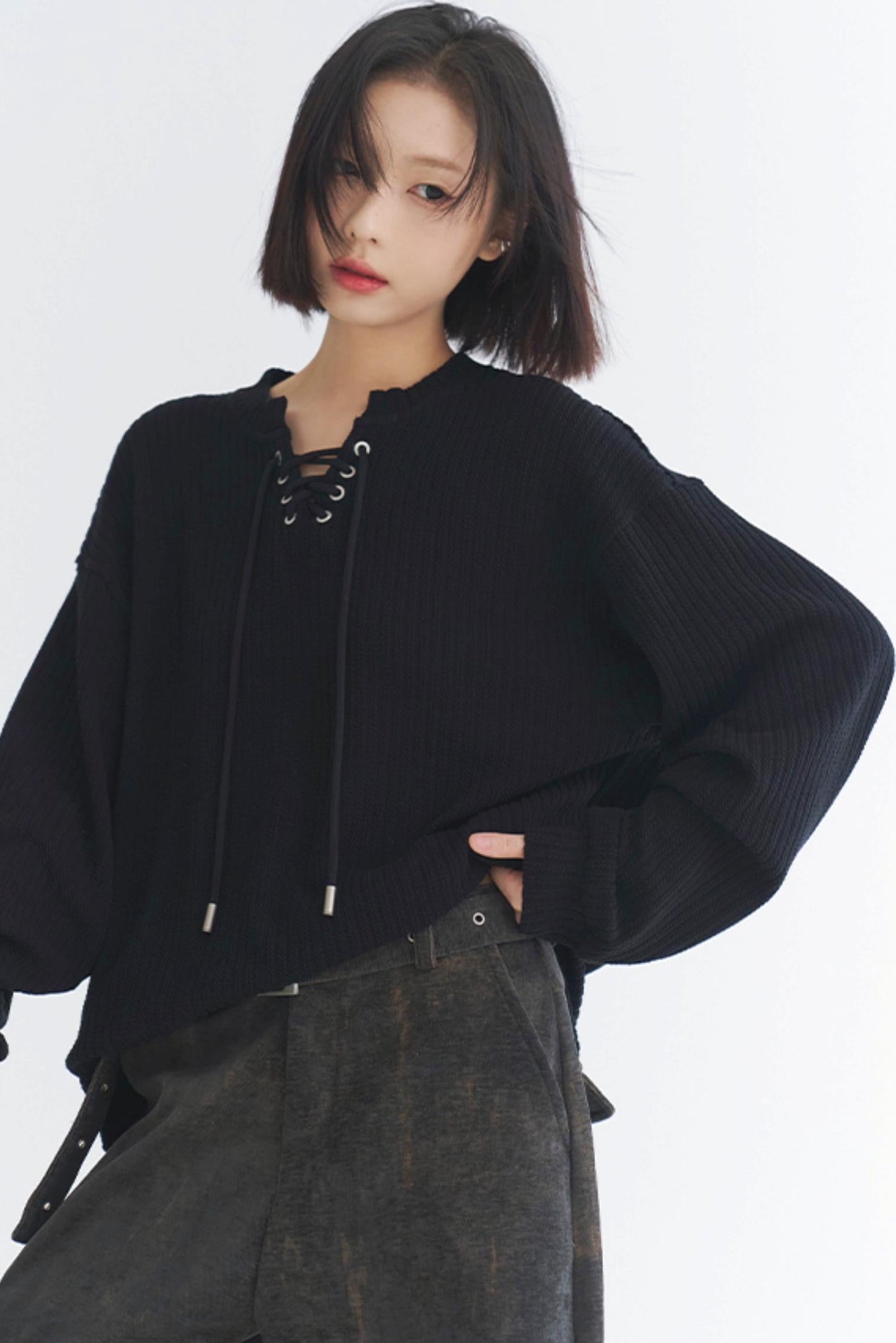 Oversized knit top V-neck
