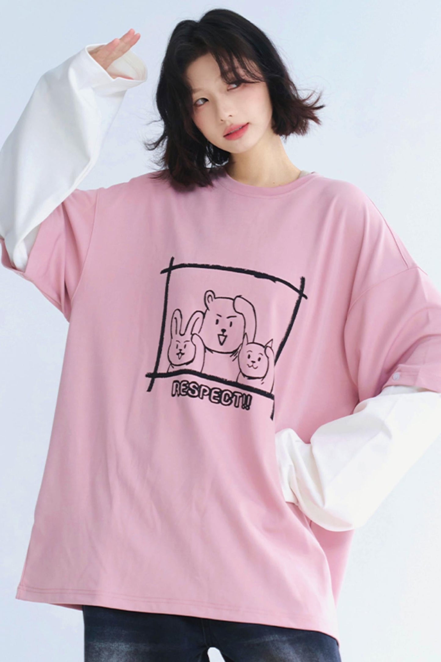 Lockeres T-Shirt mit Rundhalsausschnitt und mehrlagiger Passform