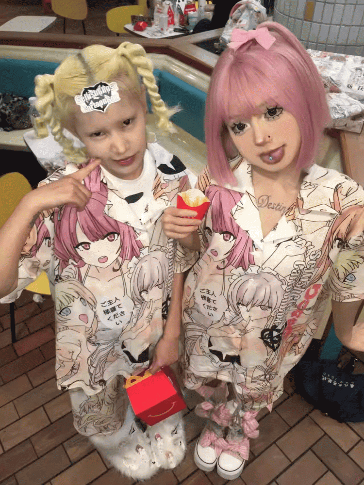 Colorful Cartoon Set Print Pajamas