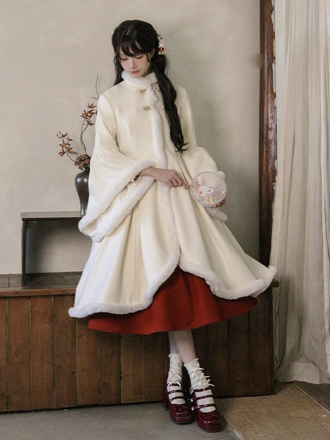 Wollmantel mit Fleecefutter und Plüschbesatz in Off-White