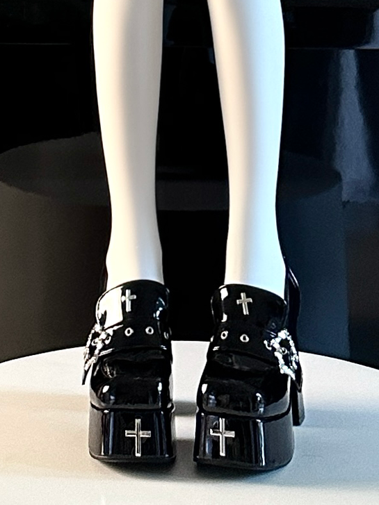 Heel High in Coffin Buckle Gothic with Black Shoes Polished Platform Block 11/13cm