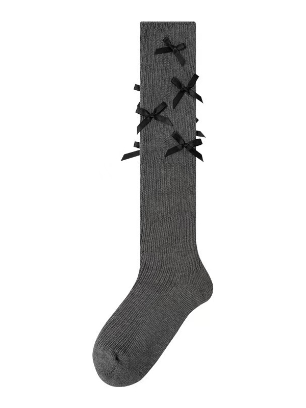 Weiße süße Wadensocken mit Schleife