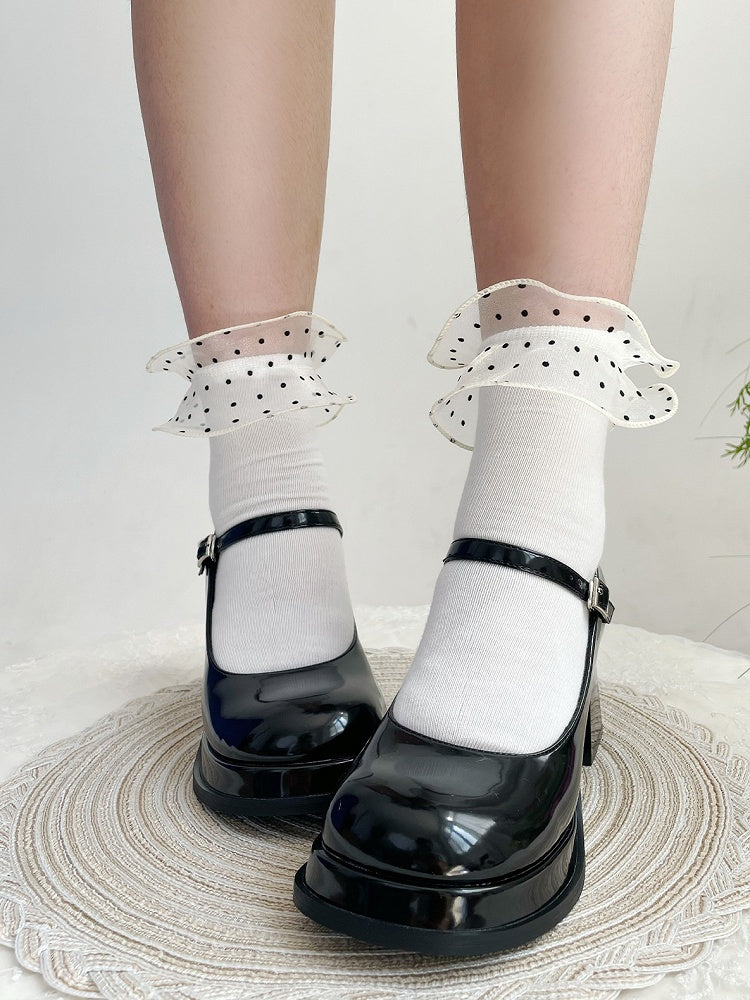 Süße Lolita-Söckchen mit weißem Organza-Besatz und Punkten