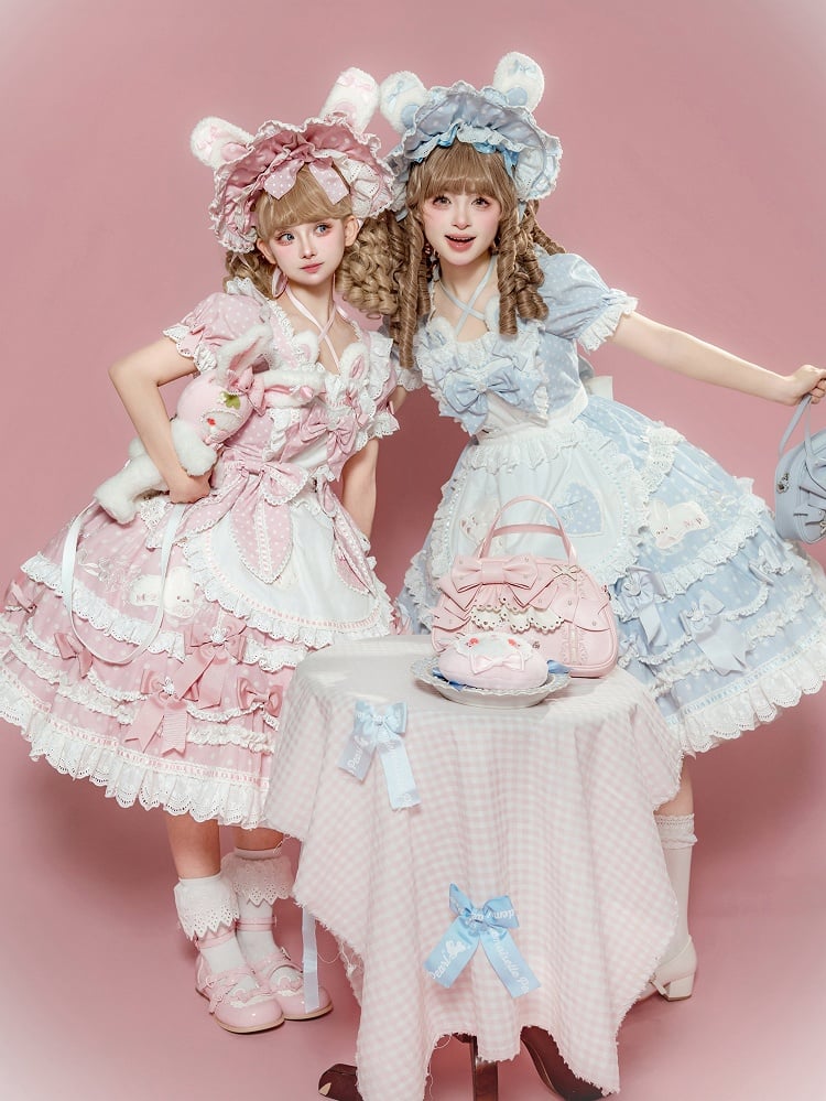 Süße herzförmige schwarze Lolita-Schleifen-Schürze, blau-rotes Mieder/rosa verziert